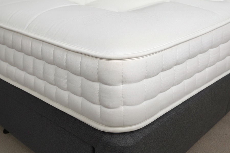 Reinforced mattress for heavy people